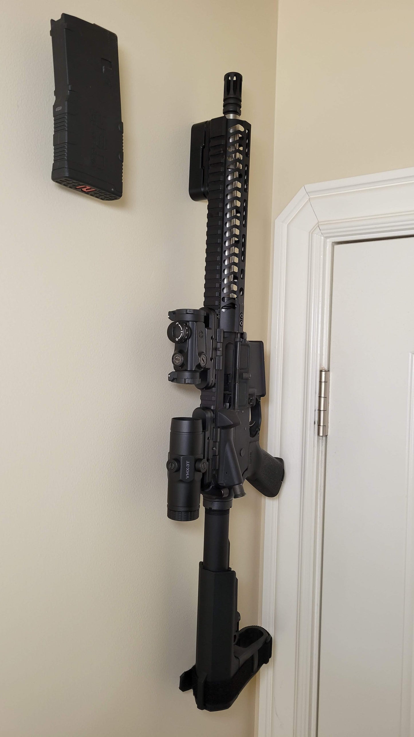 Magnetic Picatinny Rail Mount